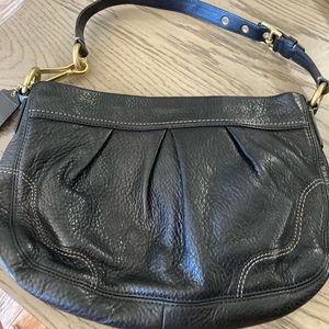 Vintage shoulder style black leather coach purse